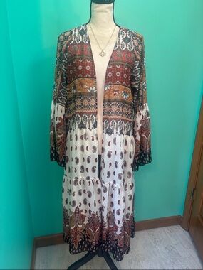 gimmicks by BKE Paisley & Geometric Maxi Kimono in Cream, Rust & Brown